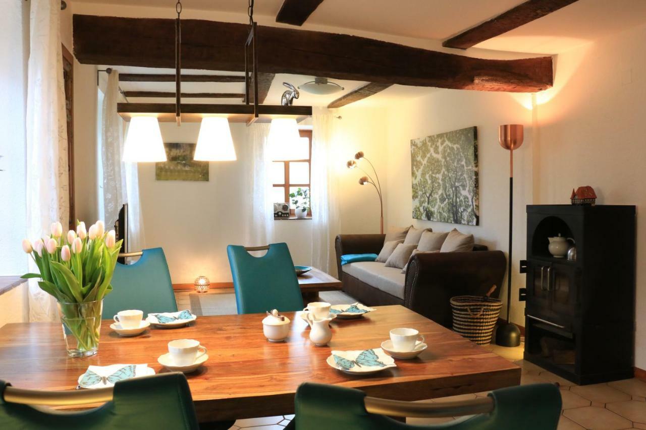 Alte Pfarre Gudensberg Apartment Екстериор снимка