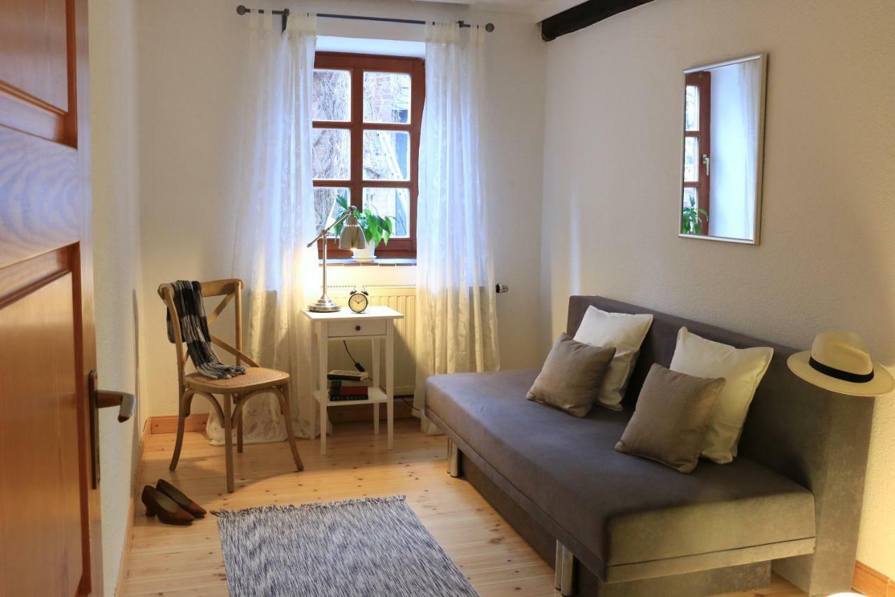 Alte Pfarre Gudensberg Apartment Екстериор снимка